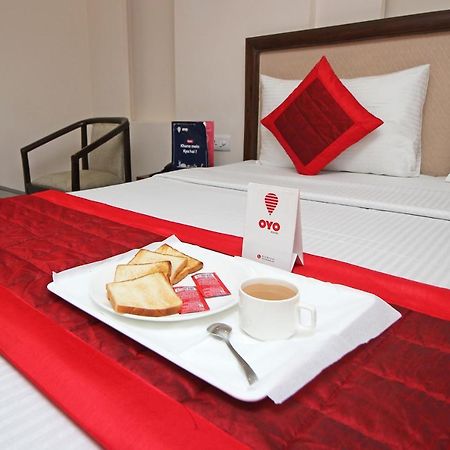 Oyo Hotel Blu Pebbles Near Delhi Airport New Delhi Exterior foto