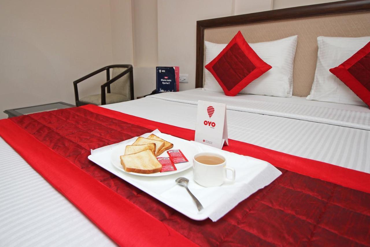 Oyo Hotel Blu Pebbles Near Delhi Airport New Delhi Exterior foto
